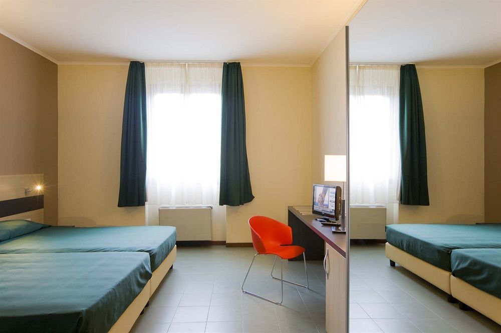 Hotel Alba Roma Bilik gambar